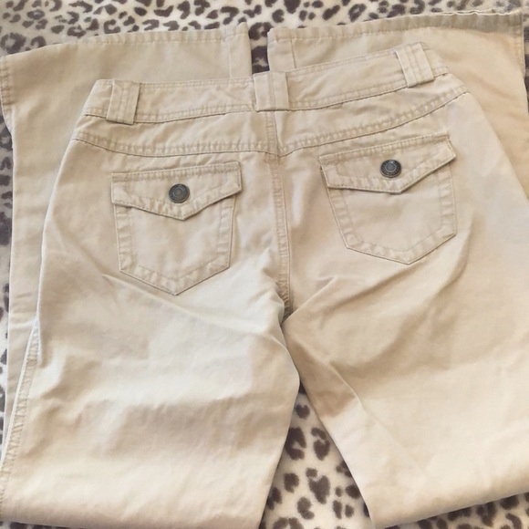 Y2K Old Navy Ultra Low Waist Pants in Light Khaki Size 4 Women’s - Picture 10 of 17